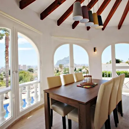 Aaron Villa Calpe